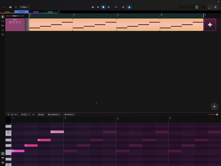 Repeating a clip by dragging its top-right corner.